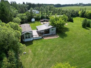 167 NW Shank Dr, Island Lake South, AB T9S1S1