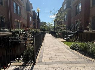 1496 Victoria Park Ave #238, Toronto, ON M4A2M6