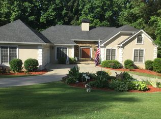 5555 Grove Point Rd, Johns Creek, GA 30022