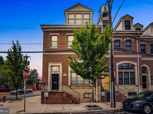 854 S Swanson St, Philadelphia, PA 19147
