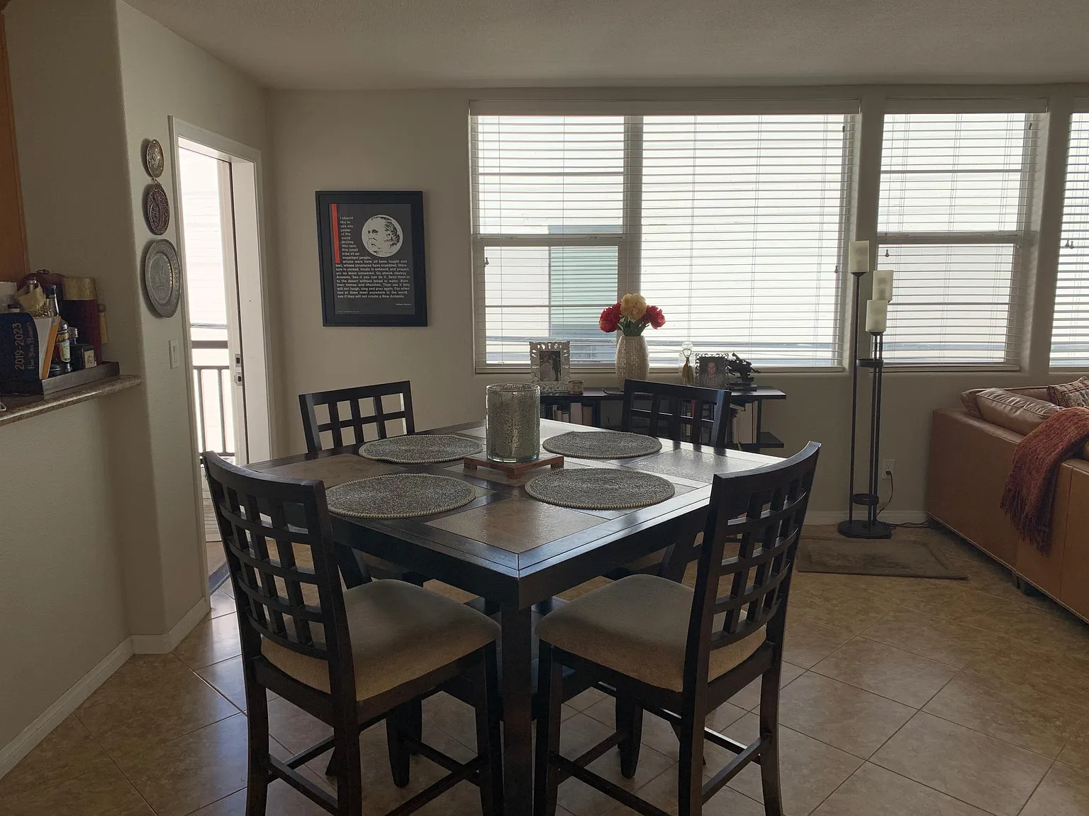 2 bed, 2.5 bath, 1303 sqft, $4,800 — Photo 4