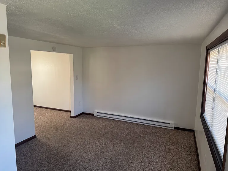 245 Laurel Dr #2 — Photo 21