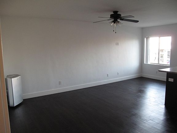 4th image of 3852 4th Ave Unit A