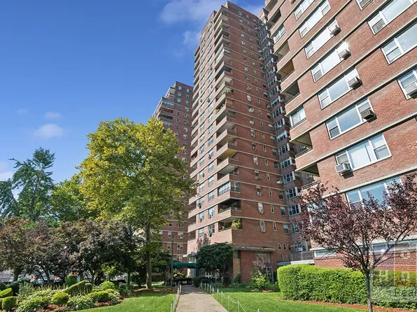 457 Fdr Drive A1405 image 1 of 8