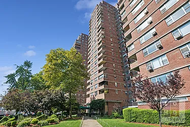 457 FDR Drive