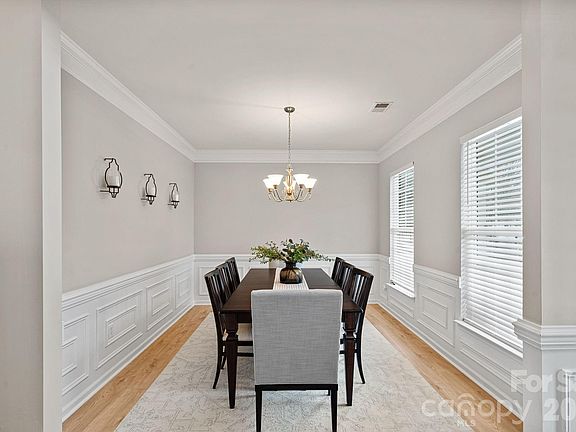 4th image of 5710 Kirkwynd Commons Dr