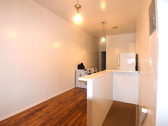 3rd image of 293 N 7th St #1C