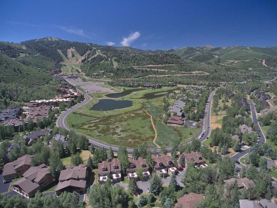 1st image of 1955 Deer Valley Dr N #303