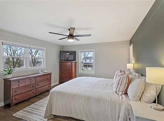 5th image of 8508 W 90th Ter