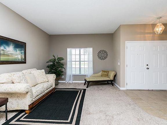 2nd image of 1040 Longville Cir