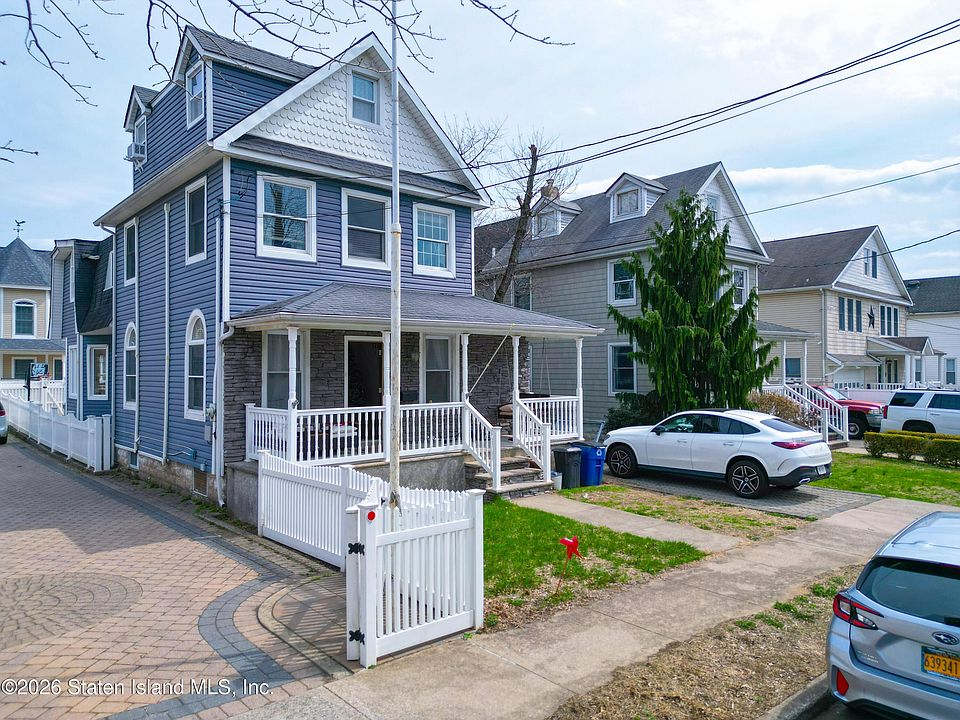 2nd image of 345 Brehaut Ave