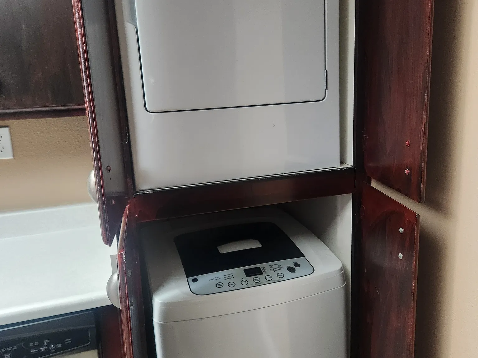 1 bed, 750 sqft, $1,300 — Photo 4