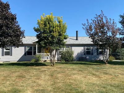 211 W Cooper St, Colfax, IL, 61728