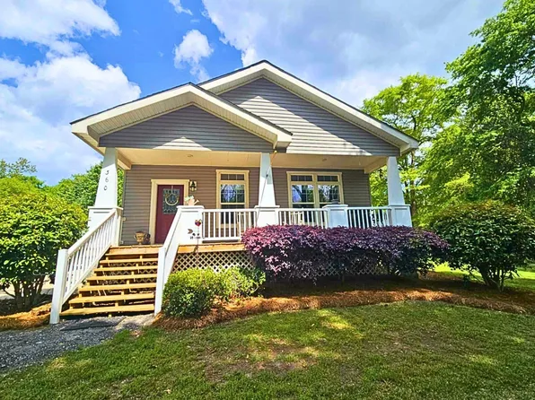 360 Twisting Rd, Lexington, SC 29072