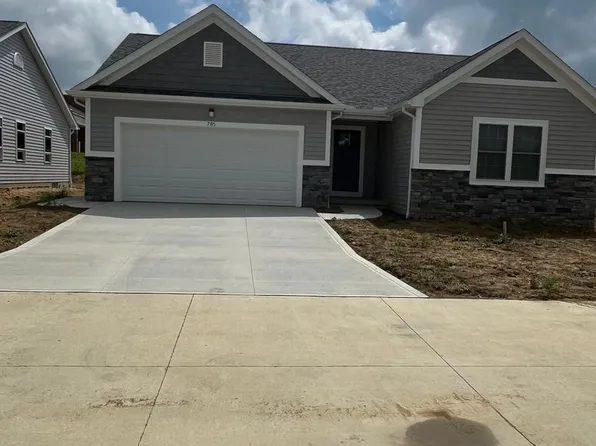 786 Glory Dr, Wadsworth, OH 44281