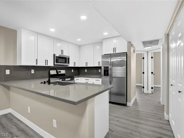 2106 Sleepy Ct, Las Vegas, NV 89106