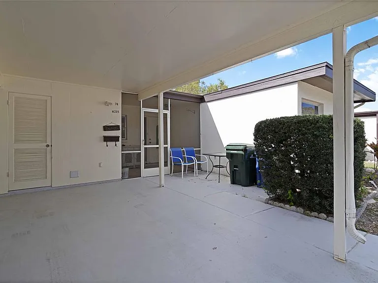 6215 Green View Cir #74 — Photo 3