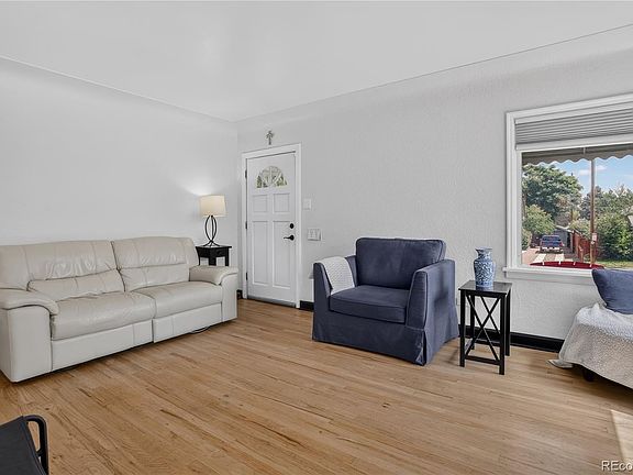 5th image of 4737 Beach Court