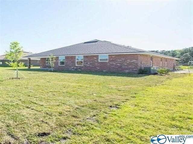 2nd image of 6203 Eagle Point Cir SE