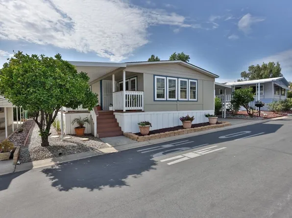 15420 Olde Highway 80 Space 8, El Cajon, CA 92021