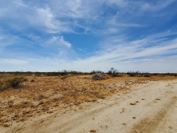 185th Street East Vicinity Ave #E2, Lancaster, CA 93535