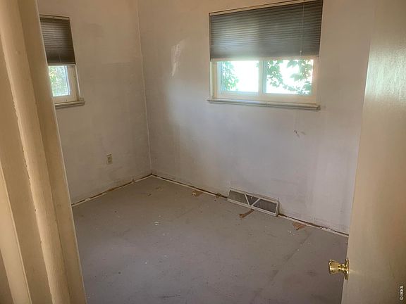 5th image of 3754 S Inca St