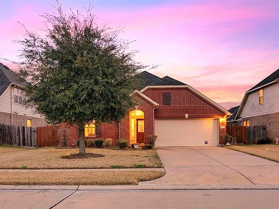 2nd image of 2009 Scissor Tail Rd