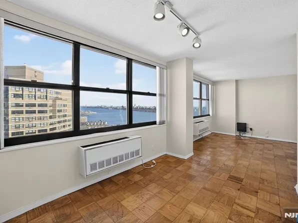 7002 John F Kennedy Blvd E #42B, West New York, NJ 07093