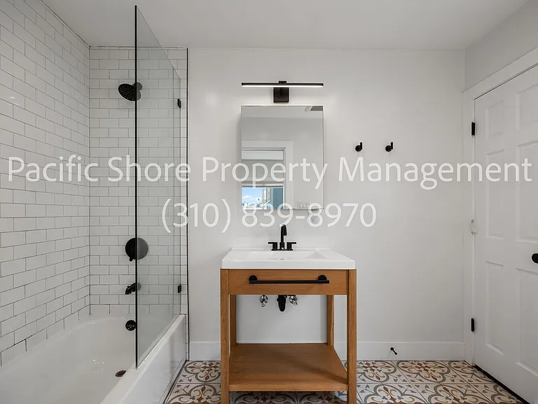 1420 Fairbanks Pl — Photo 9