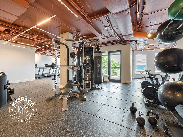 58 Vanderbilt Ave #10M — Photo 13