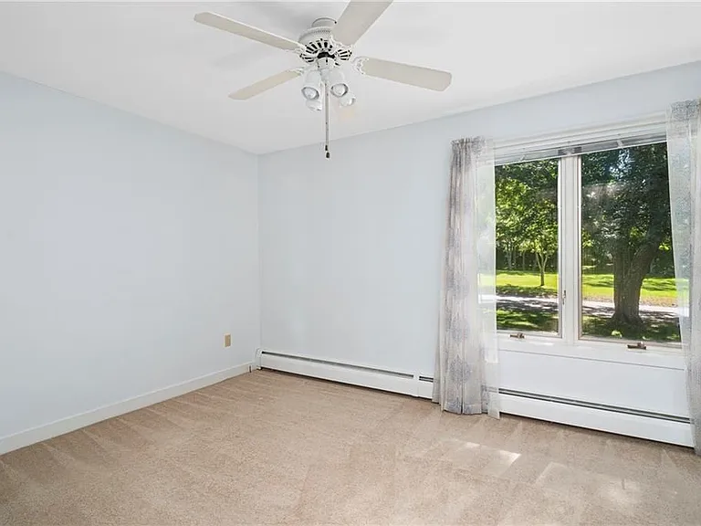 27 Tobin Ln — Photo 18