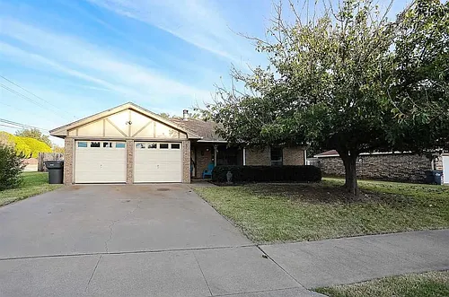 4721 Raylett Dr Photo 1