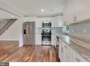 6 Southampton Dr, Willingboro, NJ 08046