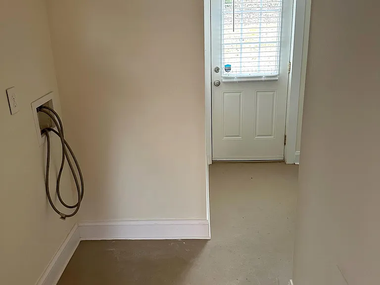 114 Scofield Rd — Photo 24