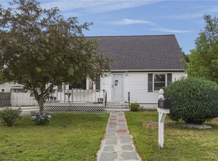 14 Wilson Ave, Warwick, RI 02889