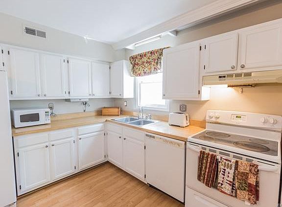 4th image of 4908 Dunncroft Ct