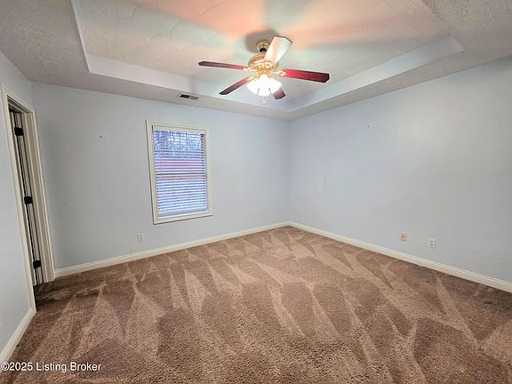 5th image of 140 Benelli Dr