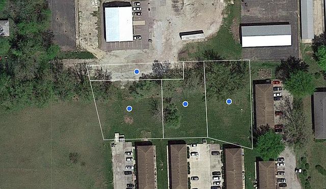 1st image of 755 Meadowood Ln