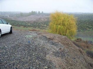 24907 Dallas Rd, Richland, WA 99352