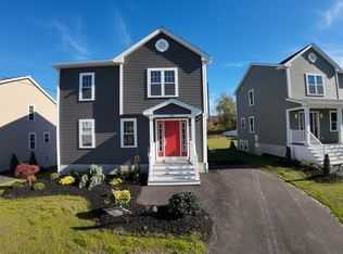 680 Bay St, Fall River, MA 02724
