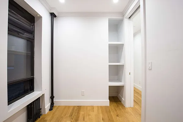 Rented by Nooklyn NYC LLC | media 23