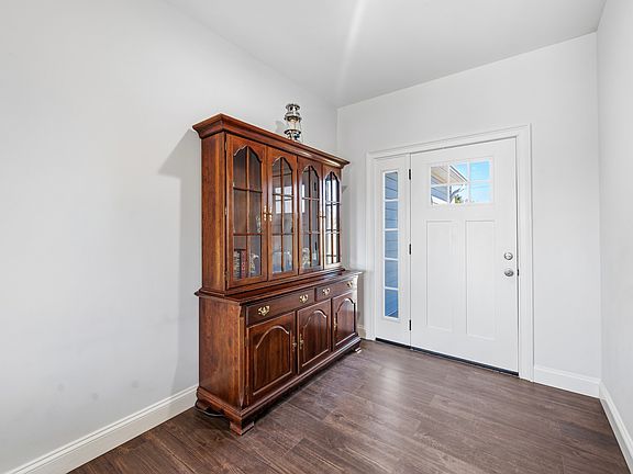 5th image of 10164 Makenzie Ln