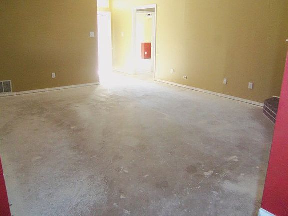 3rd image of 1610 75th St