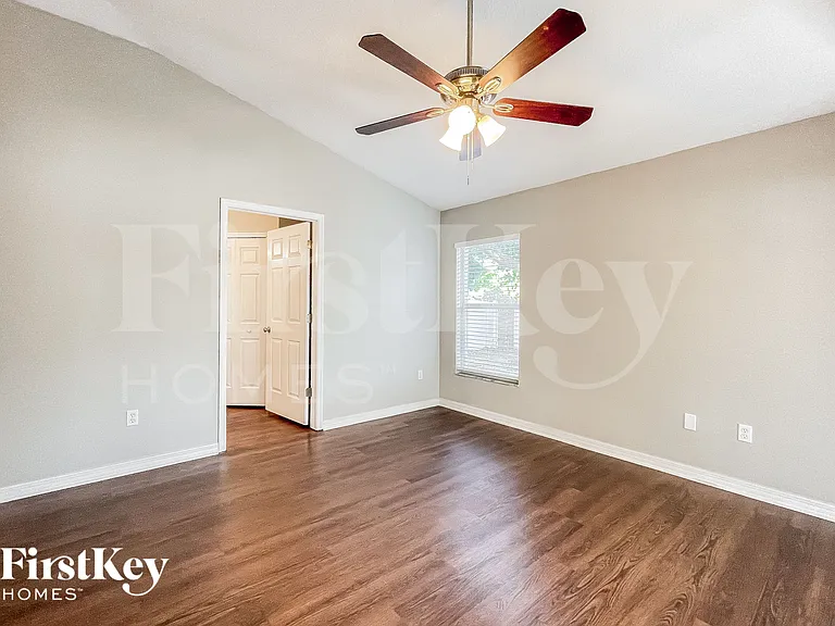 2162 Brandon Park Cir — Photo 10