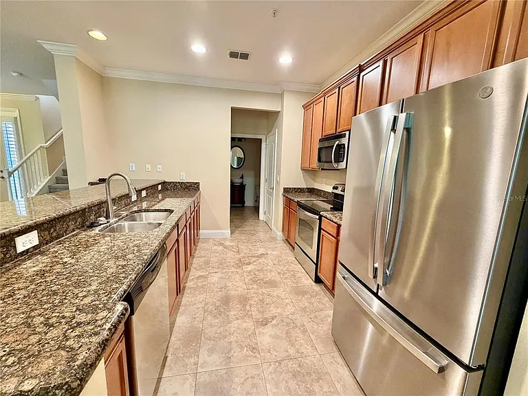 1946 Michael Tiago Cir — Photo 11