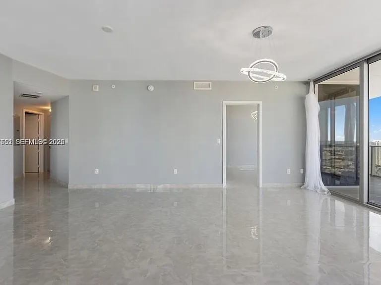 488 NE 18th St #3801 — Photo 6