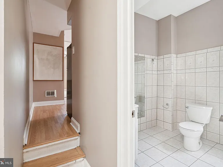 1936 N 7th St #3 — Photo 14