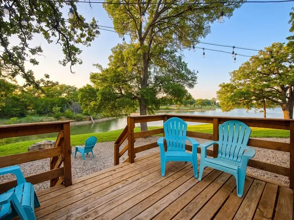 2512 Roosevelt Dr, Dalworthington Gardens, TX 76016