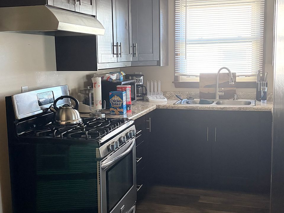 1st image of 10725 W Florist Ave