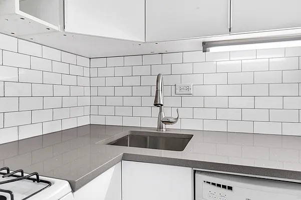 Rented by Corcoran | media 4